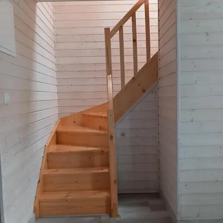 Na Komandorskiej Drewniane Apartament